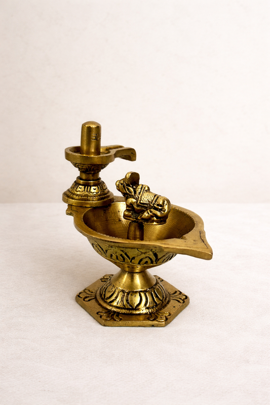 Pradosha Linga Vilakku